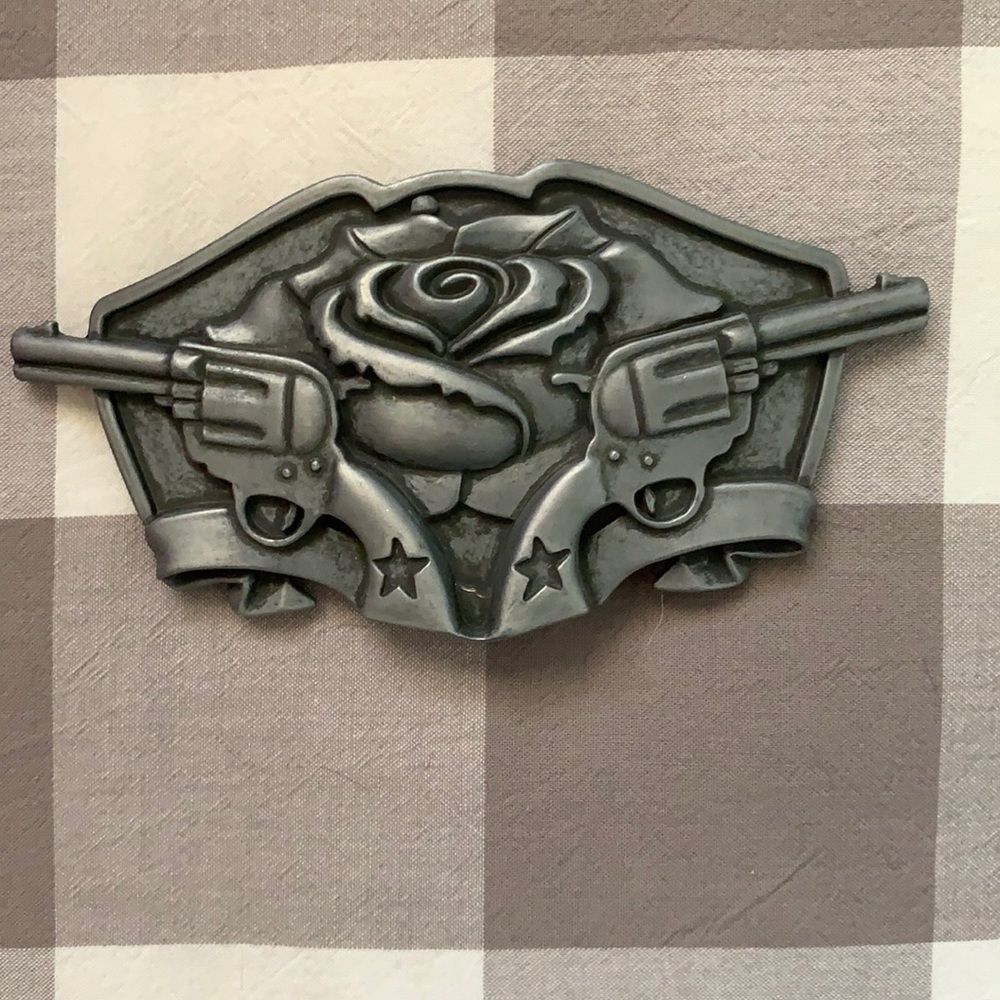 Famous Stars & Straps Western-inspired belt buckle